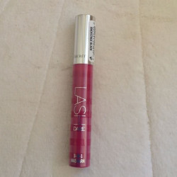 ماسكارا Victoria's Secret Lash Dare بدرجة Backstage Black ماسكارا Victoria's Secret Lash Dare بدرجة Backstage Black